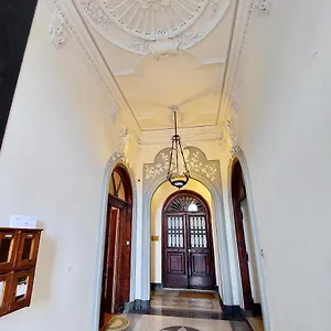 Cavour 2 Bedrooms , Rome Italie