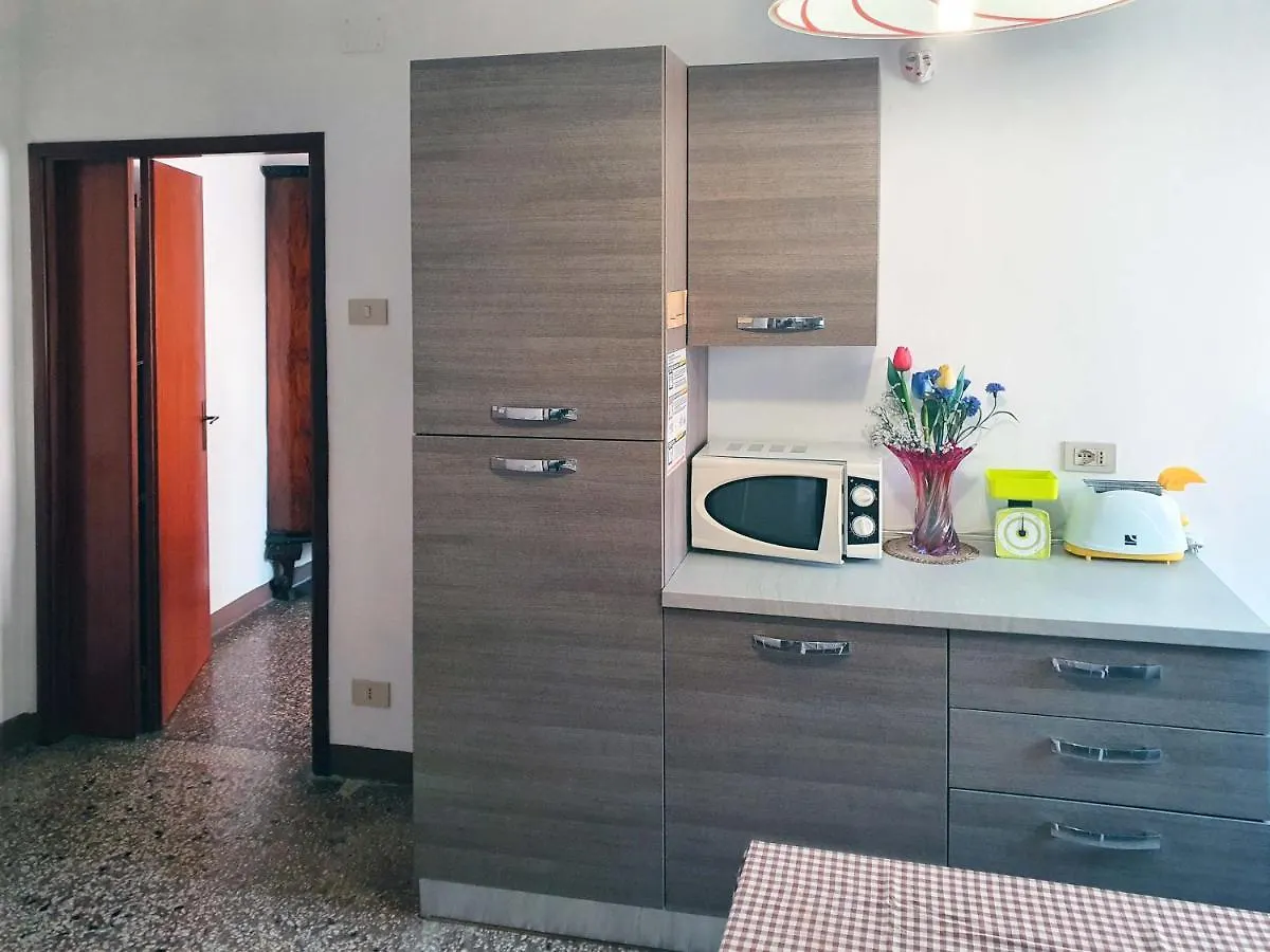 Casagiulietta Apartment Venice Italy